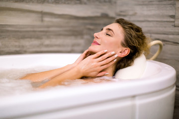 画像に alt 属性が指定されていません。ファイル名: c6a19f79e69067578af0d8528c94a91d.jpg